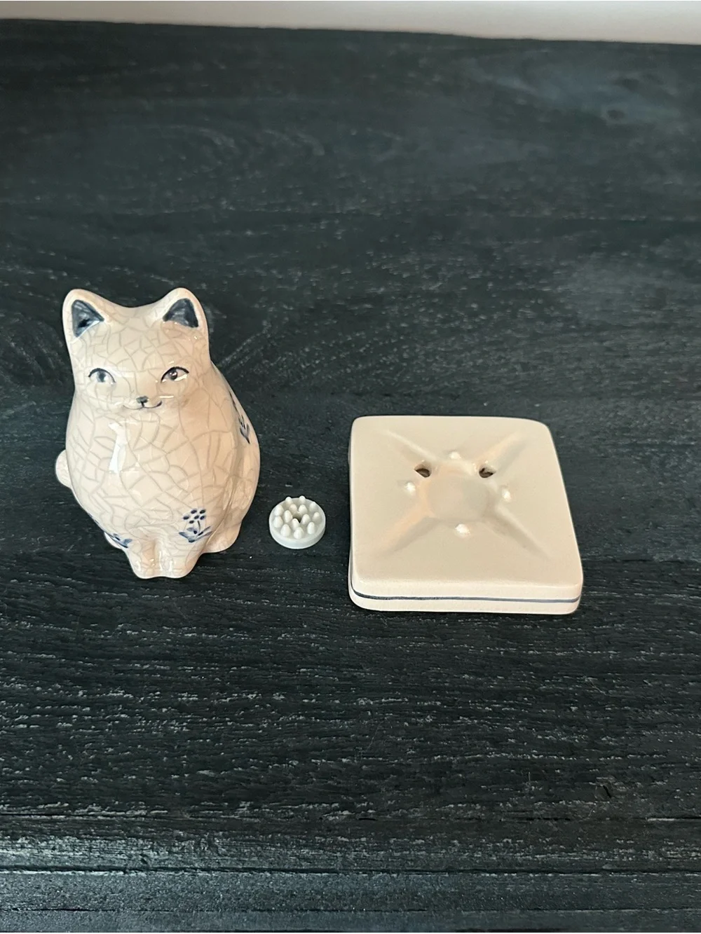 Ceramic White Cat Incense Holder - Decorative Pet Figurine
